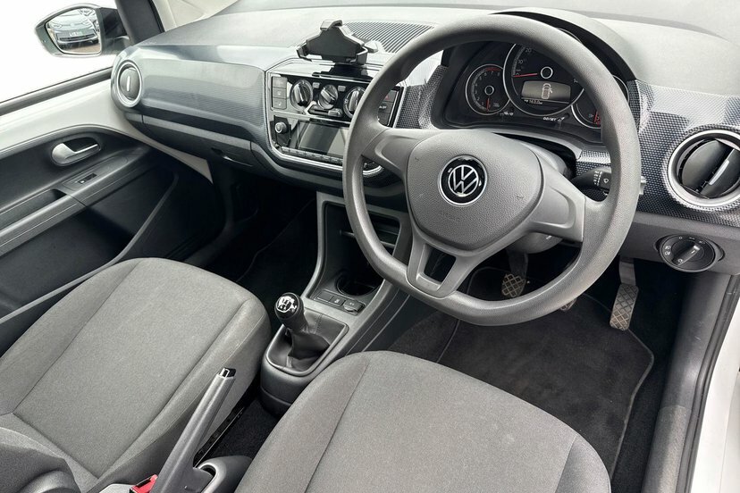 Volkswagen Up 1.0 Black Edition Hatchback 65 Black #6