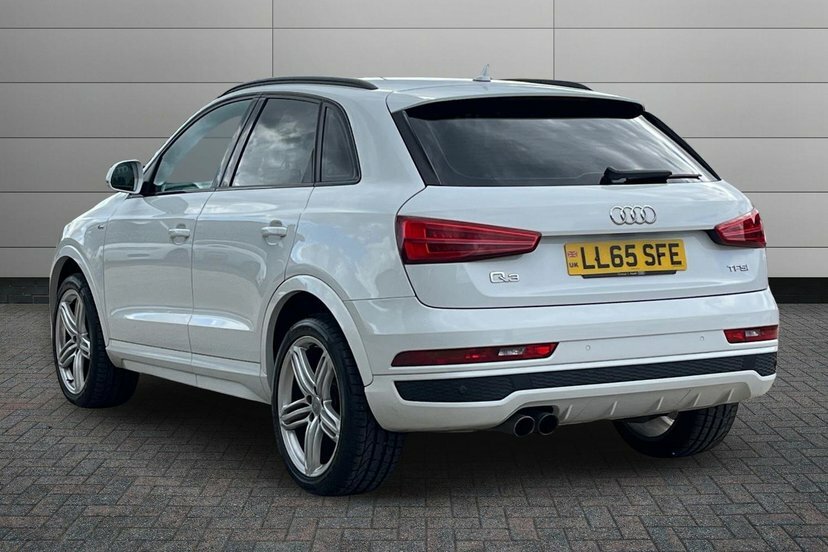 Audi Q3 1.4 Tfsi Cod S Line Suv S Tronic 150 P White #2