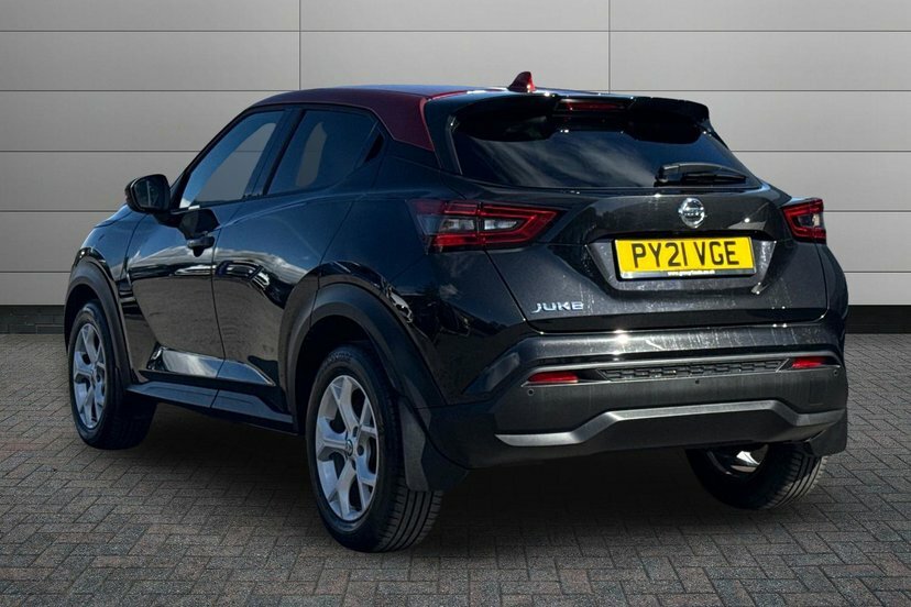 Nissan Juke 1.0 Dig-t N-connecta Suv 114 Ps Black #3