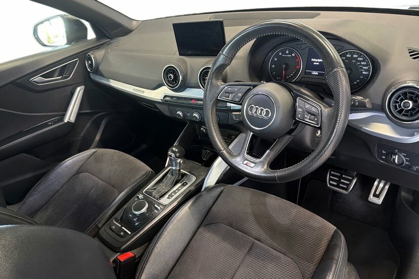 Audi Q2 1.4 Tfsi Cod S Line Suv S Tronic 150 P Grey #6
