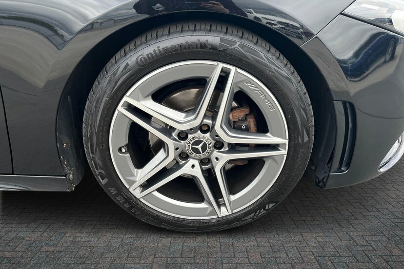 Mercedes-Benz A Class 2.0 A200d Amg Line Saloon 8G-dct 150 P Black #4