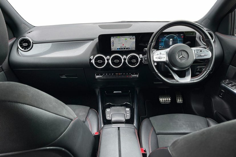 Mercedes-Benz GLA Class Gla 180 Sport White #7