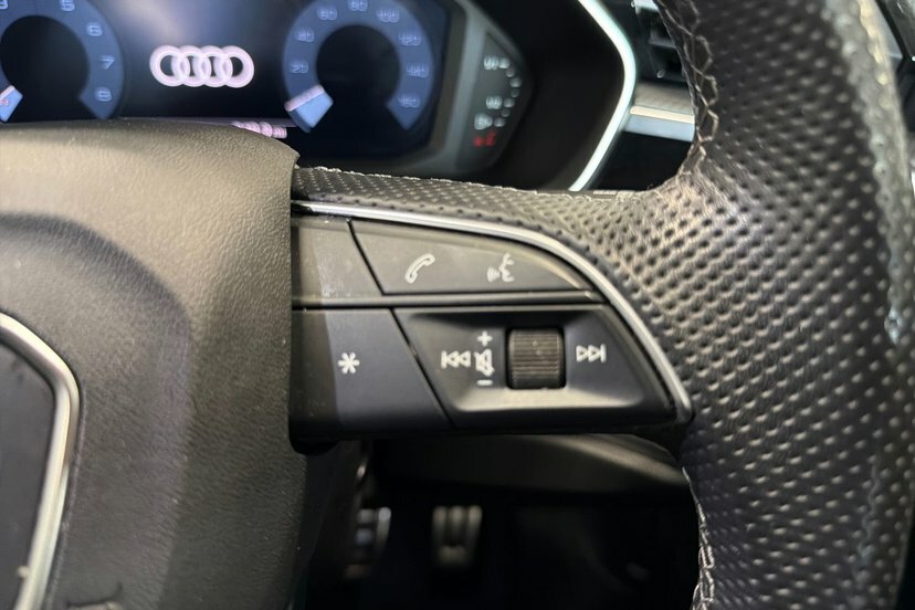 Audi Q3 S Line 35 Tfsi 150 Ps S Tronic Grey #22