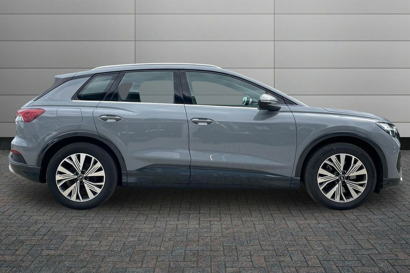 Audi Q4 E Tron 40 Sport Suv 82Kwh 204 Ps Grey #4