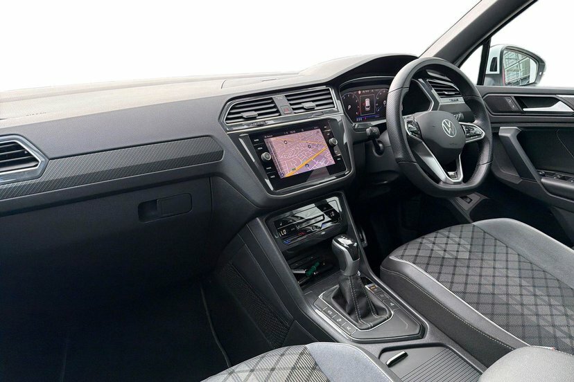 Volkswagen Tiguan 1.5 Tsi R-line Suv Dsg 150 Ps White #2
