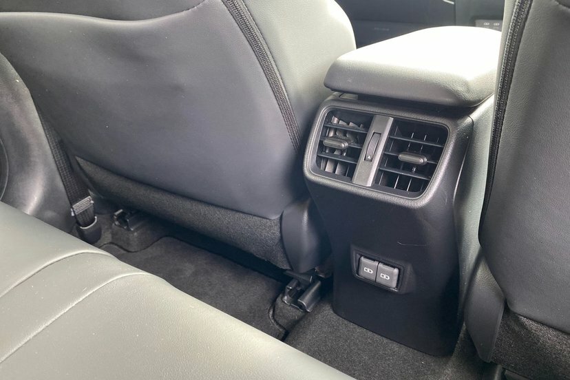 Lexus UX 72.8Kwh Takumi Black #15