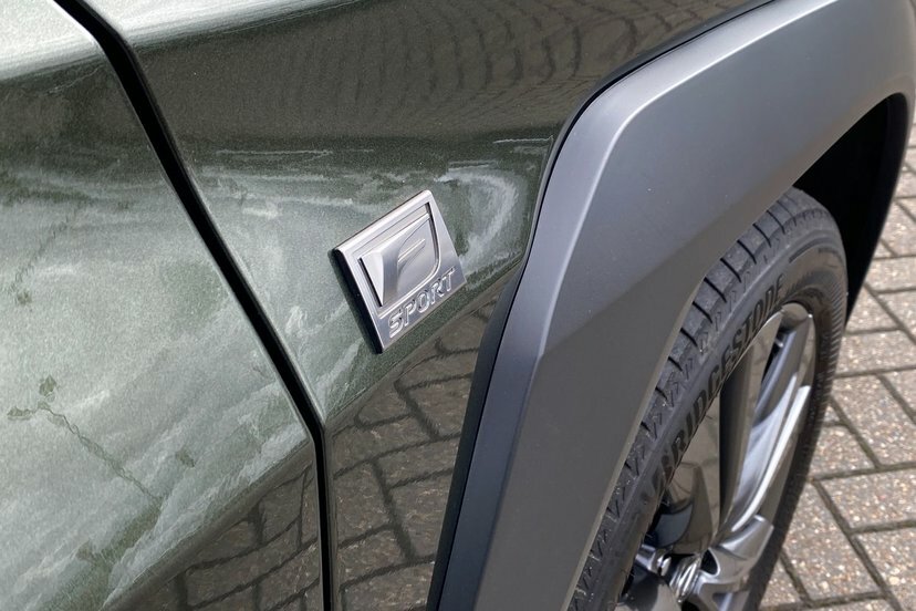 Lexus UX 72.8Kwh Takumi Black #16