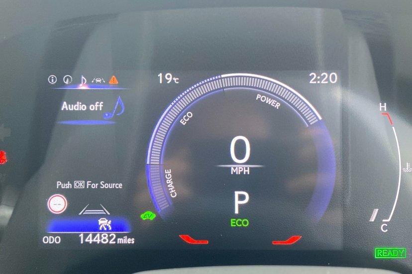 Lexus UX 72.8Kwh Takumi Black #26