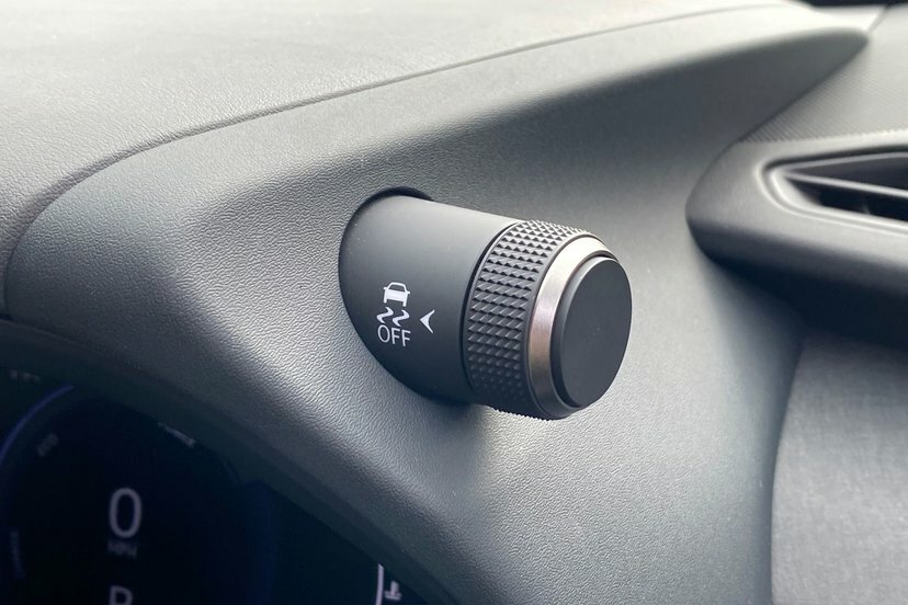 Lexus UX 72.8Kwh Takumi Black #21