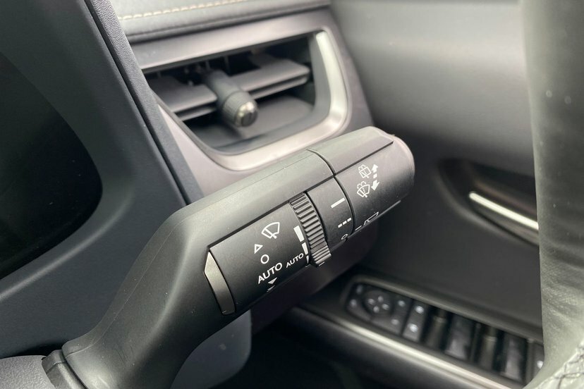 Lexus UX 72.8Kwh Takumi Black #19