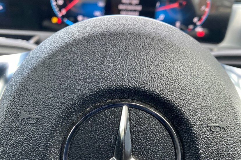 Mercedes-Benz CLA Class Cla 200 Amg Line Premium Tip Red #44
