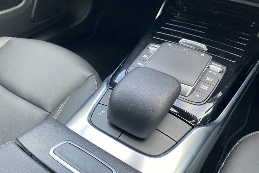Mercedes-Benz CLA Class Cla 200 Amg Line Premium Tip Red #8