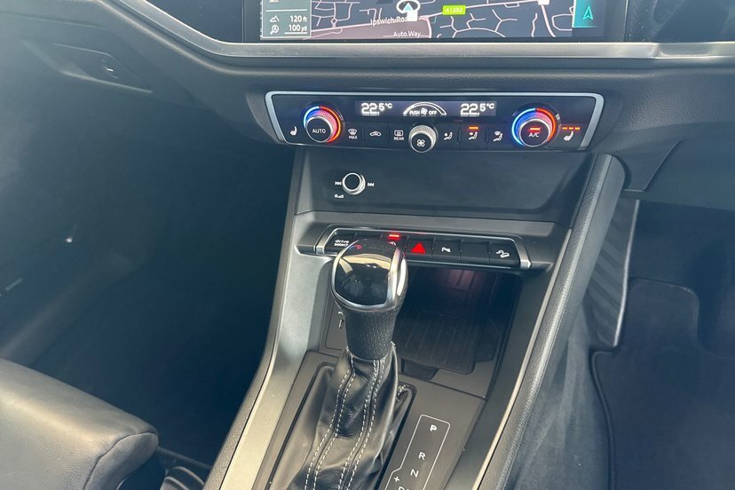 Audi Q3 S Line 35 Tfsi 150 Ps S Tronic Blue #20