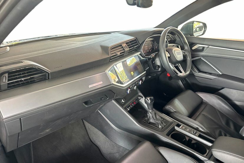 Audi Q3 1.5 Tfsi Cod 35 S Line Sportback S Tron Grey #2