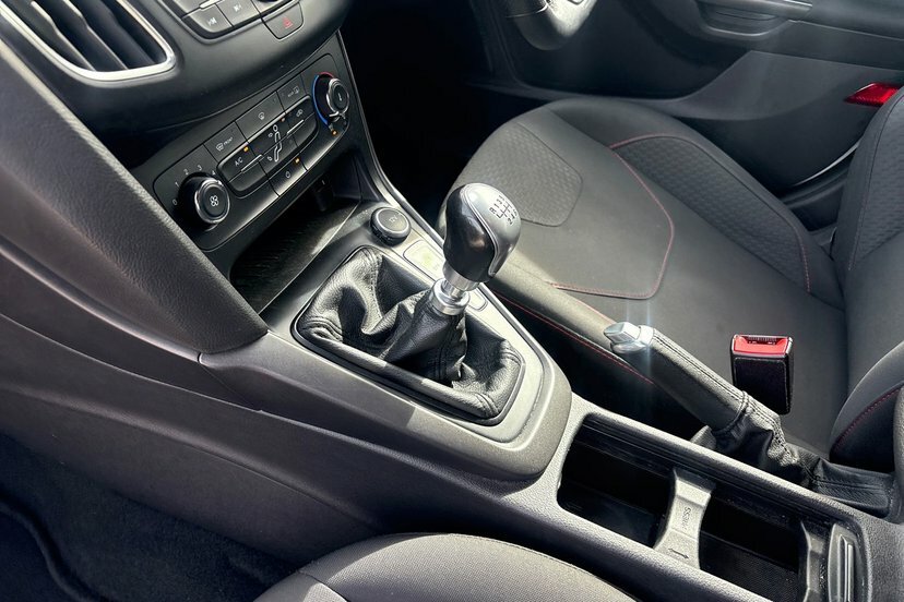 Ford Focus 1.5T Ecoboost Titanium X Euro 6 Ss Grey #8