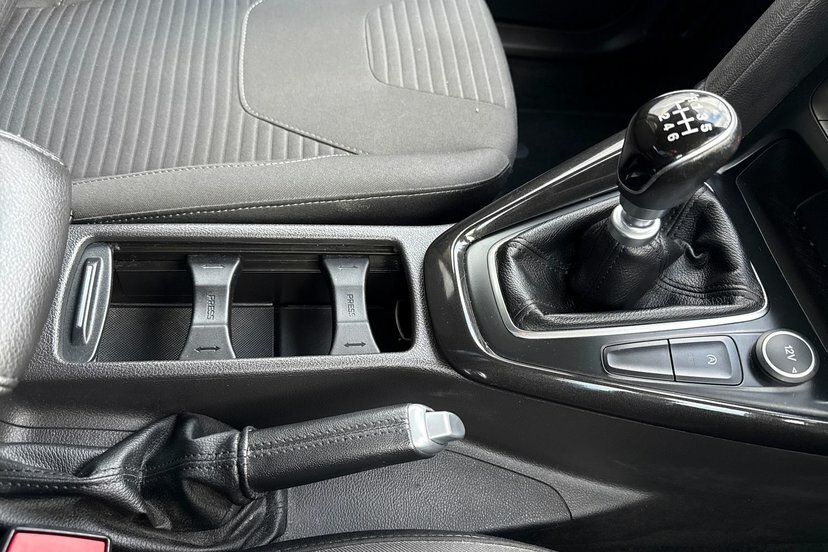 Ford Focus 1.0T Ecoboost St-line Euro 6 Ss White #17
