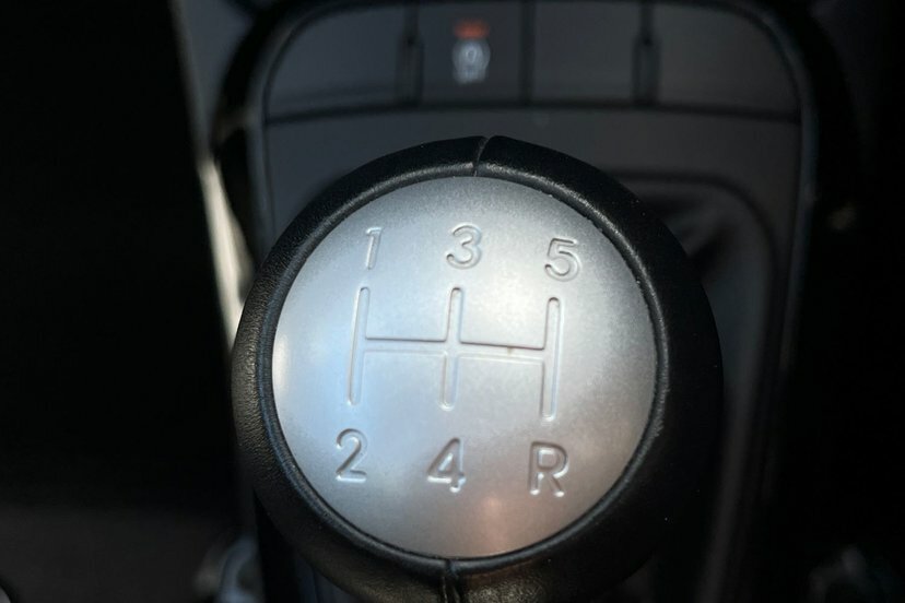 Kia Picanto 1.0 1 4 Seats White #16