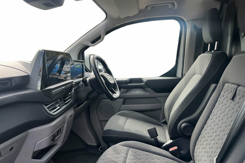 Ford Transit Custom 2.5 320 Duratec 11.8Kwh Limited Panel Van Petr FY75WOB Silver #4
