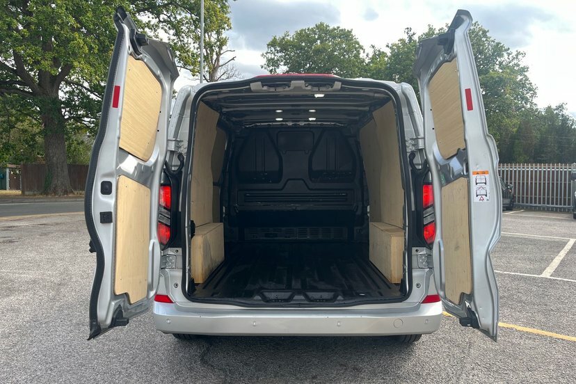 Ford Transit Custom 2.5 320 Duratec 11.8Kwh Limited Panel Van Petr FY75WOB Silver #2