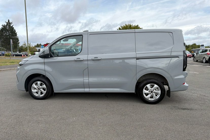 Ford Transit Custom E-tsit 350 L3 H2 Trend 65Kwh 135 Black #12