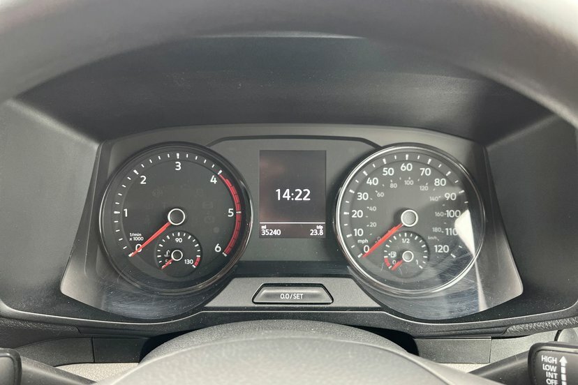 Volkswagen Crafter Diesel White #13