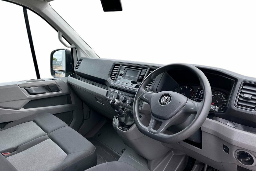 Volkswagen Crafter 2.0 Tdi Cr35 Startline Luton Lwb White #6
