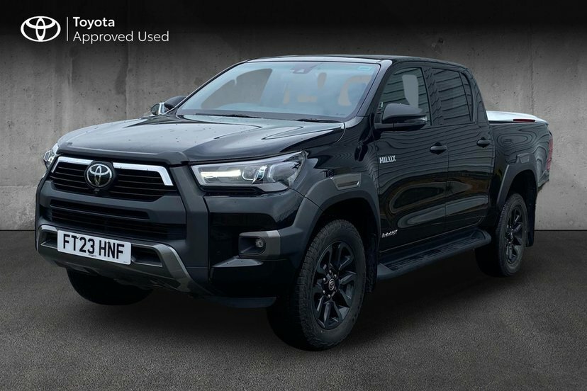 Toyota HILUX 2.8 D-4d Invincible X Pickup Double Cab Black #3