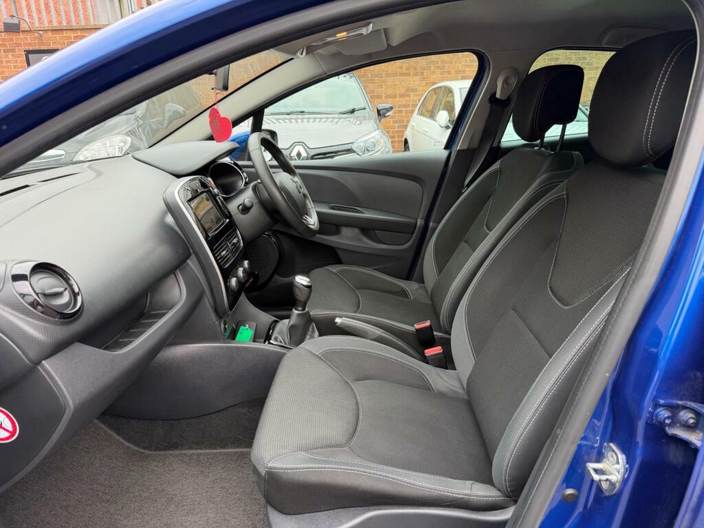 Renault Clio Renault Clio 0.9 Tce 75 Iconic Grey #24