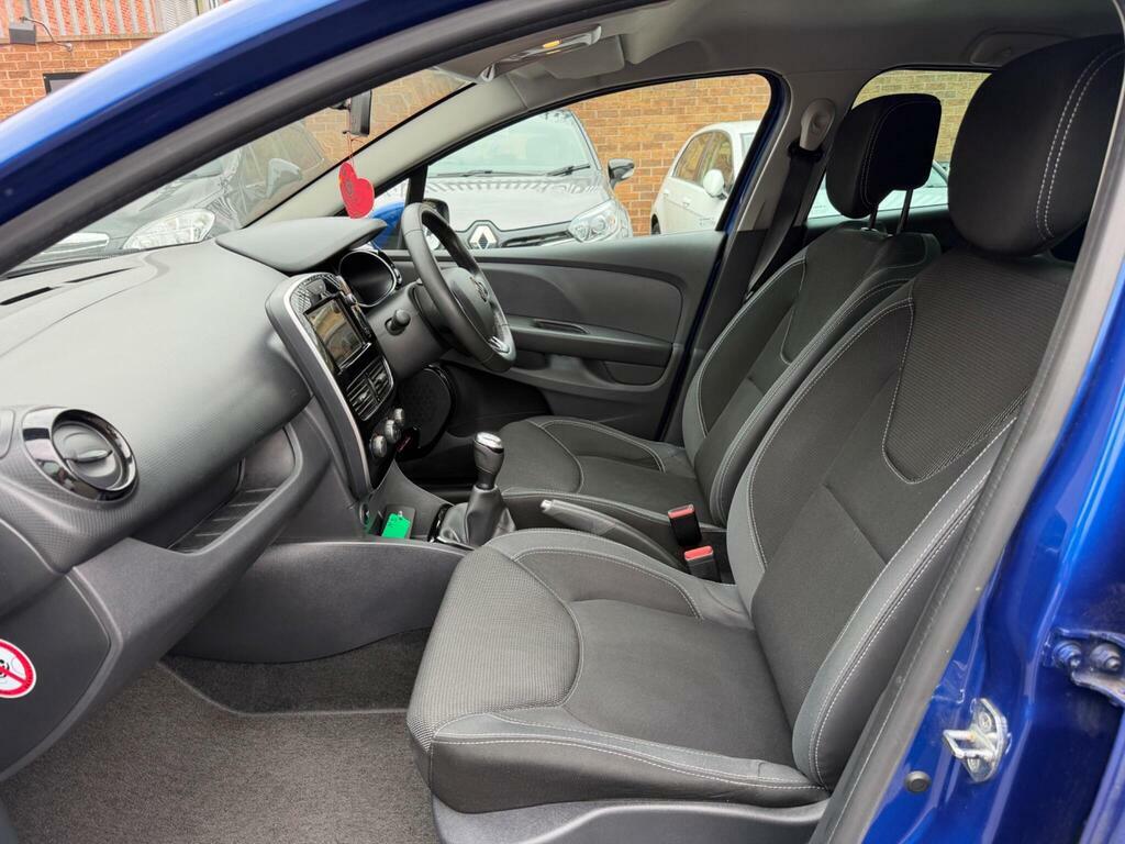 Renault Clio Renault Clio 0.9 Tce 75 Iconic Grey #26