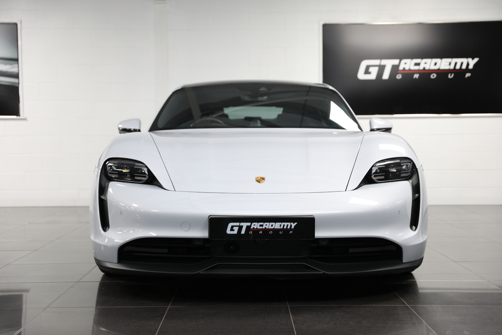 Porsche Taycan Saloon Grey #4