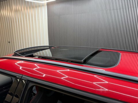 Mini Clubman Cooper Red #58