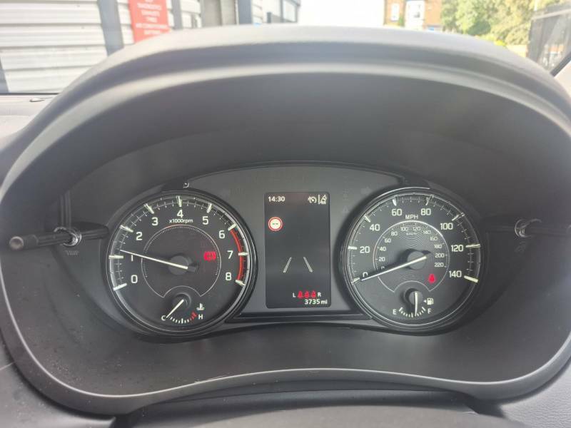 Suzuki S Cross Motion White #8