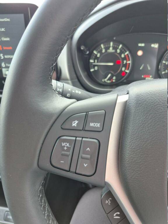 Suzuki S Cross Motion White #16