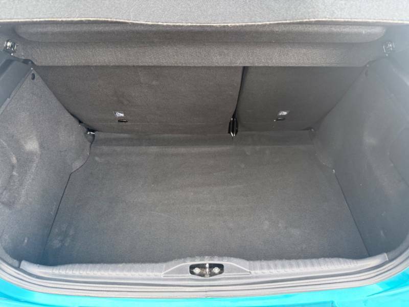 Citroen C3 1.2 Puretech 130 Shine Plus Eat6  #23