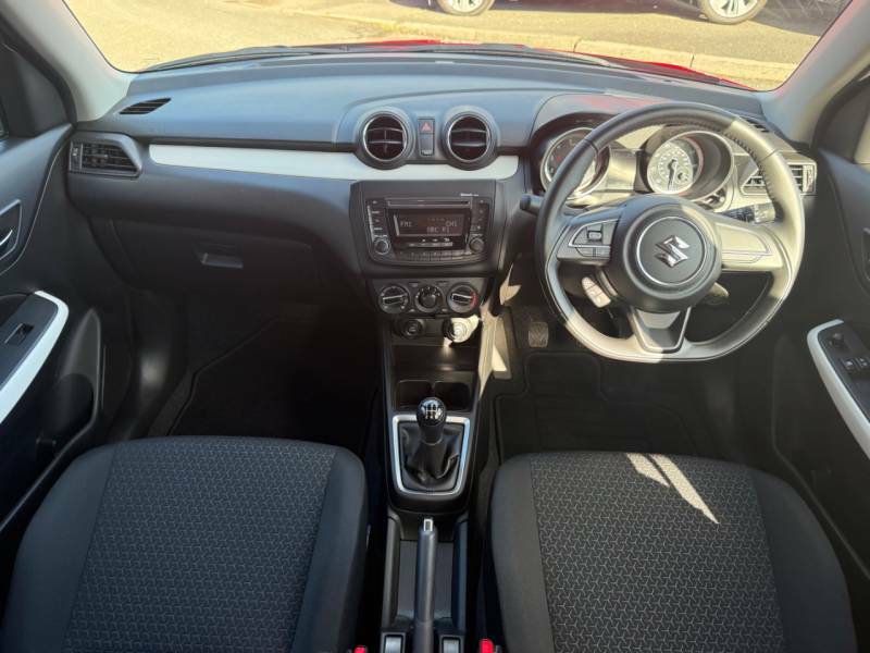 Suzuki Swift 1.2 Dualjet Attitude Euro 6 Ss Red #22