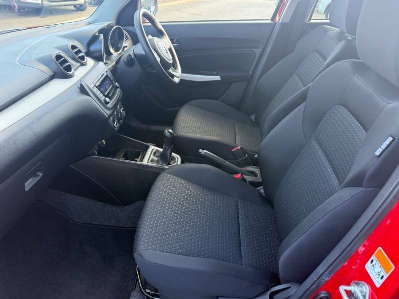 Suzuki Swift 1.2 Dualjet Attitude Euro 6 Ss Red #18