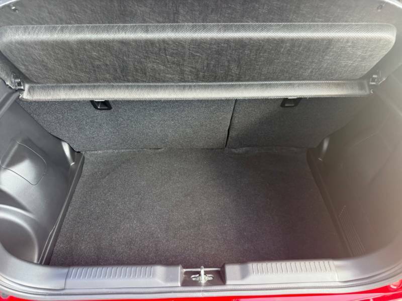Suzuki Swift 1.2 Dualjet Attitude Euro 6 Ss Red #20