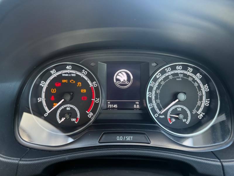 Skoda Fabia 1.0 Tsi Se Drive Blue #19