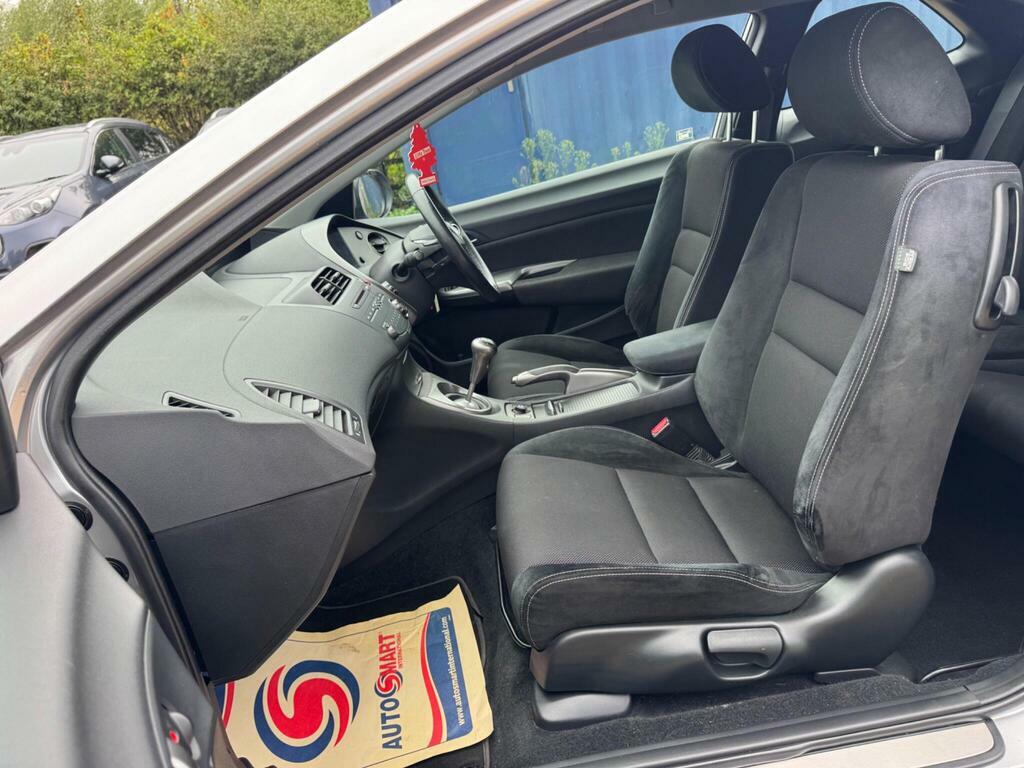 Honda Civic 1.4 I-vtec Se Hatchback Red #45