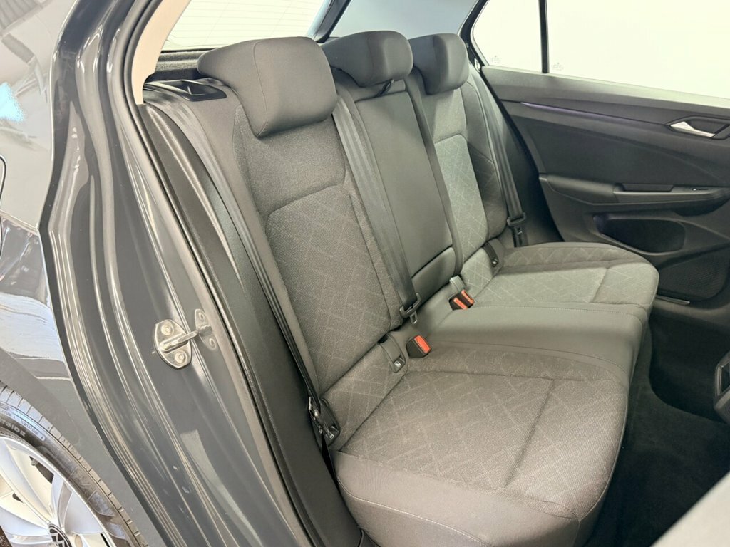 Volkswagen Golf Golf Life Tsi BN70UDO Grey #4