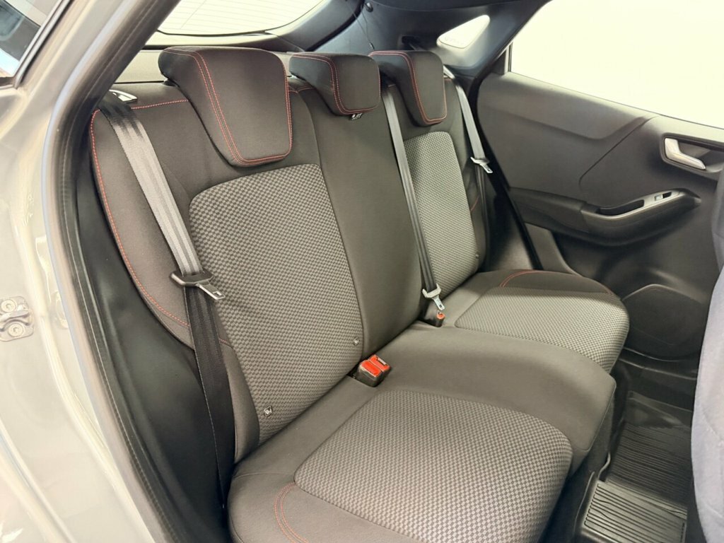 Ford Puma Suv YP23HZW Grey #4
