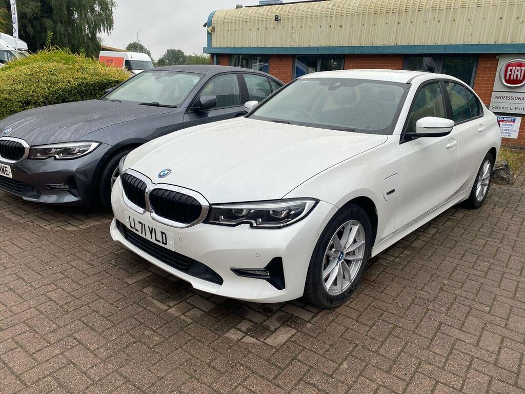 BMW 3 Series Saloon 2.0 330E 12Kwh Se Pro Euro 6 Ss White