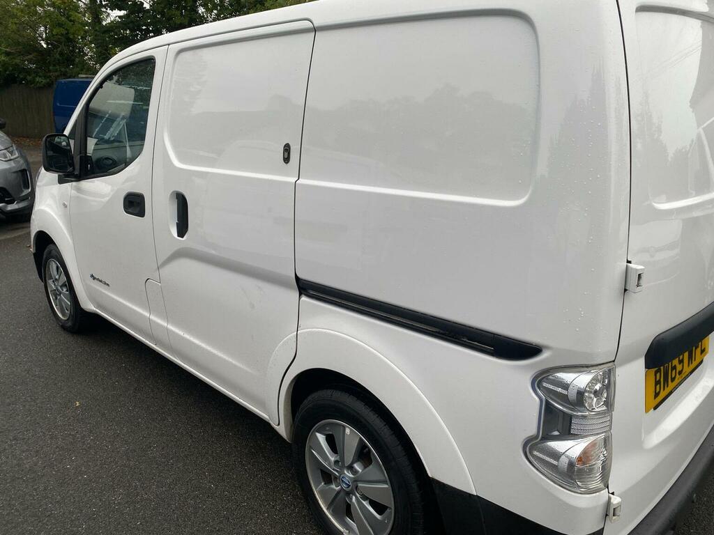 Nissan e-NV200 Panel Van 40Kwh Tekna Swb Quick Charge White #3