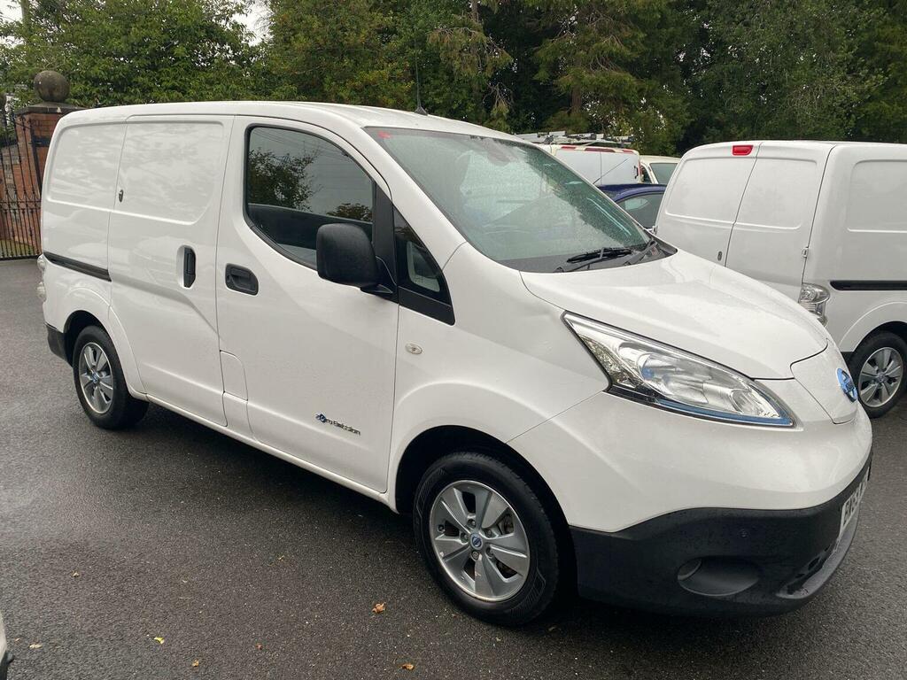 Nissan e-NV200 Panel Van 40Kwh Tekna Swb Quick Charge White