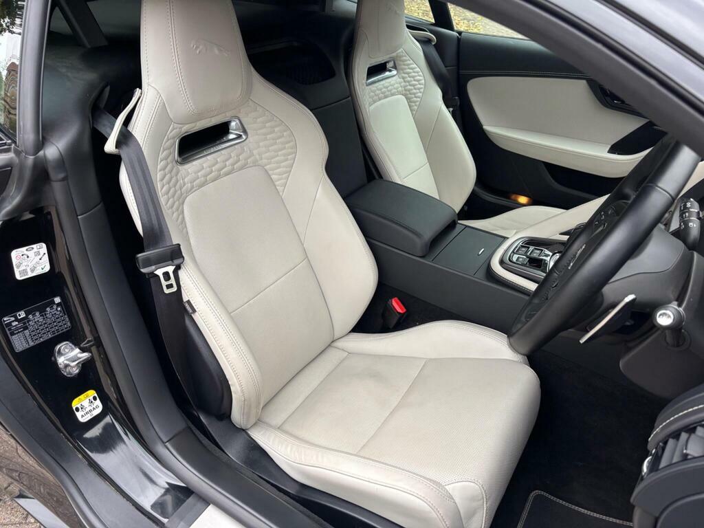 Jaguar F-Type 5.0 V8 75 Plus Coupe Black #2