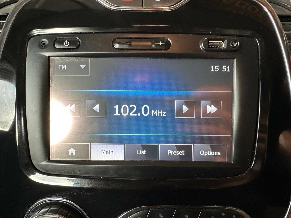 Renault Captur 0.9 Tce 90 Dynamique S Nav White #29