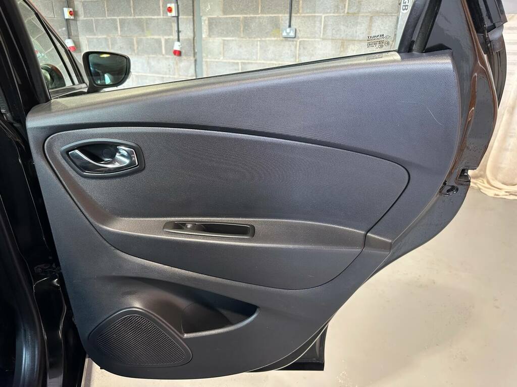 Renault Captur 0.9 Tce 90 Dynamique S Nav White #34