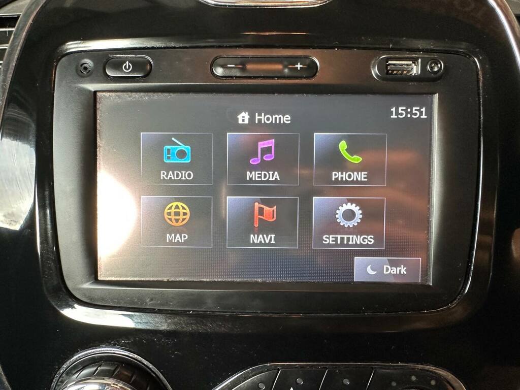 Renault Captur 0.9 Tce 90 Dynamique S Nav White #30