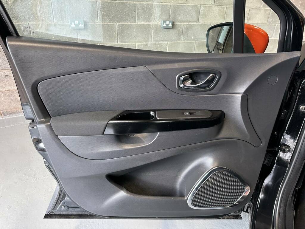 Renault Captur 0.9 Tce 90 Dynamique S Nav White #46