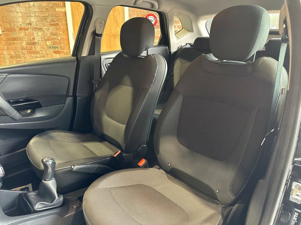 Renault Captur 0.9 Tce 90 Dynamique S Nav White #47